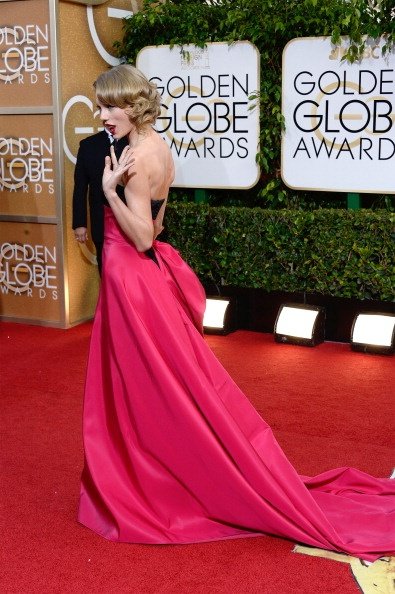 Taylor Swift at 71st Annual Golden Globe Awards — photo 41