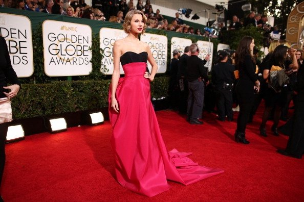 Taylor Swift at 71st Annual Golden Globe Awards — photo 54