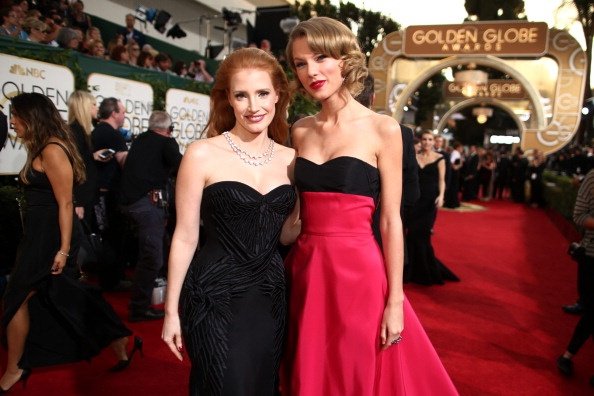 Taylor Swift at 71st Annual Golden Globe Awards — photo 60
