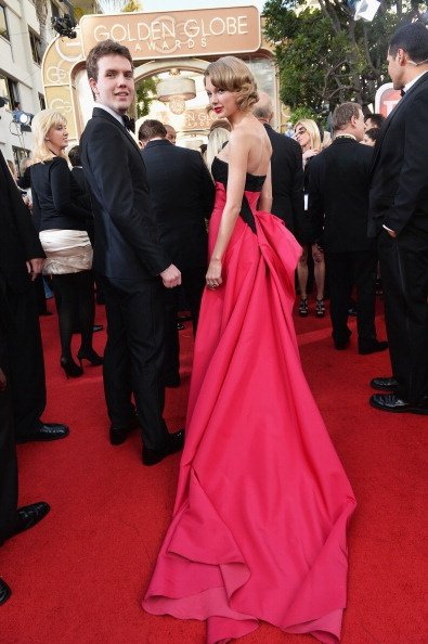 Taylor Swift at 71st Annual Golden Globe Awards — photo 78