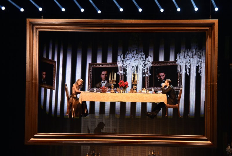 Taylor Swift at 2014 American Music Awards — photo 20