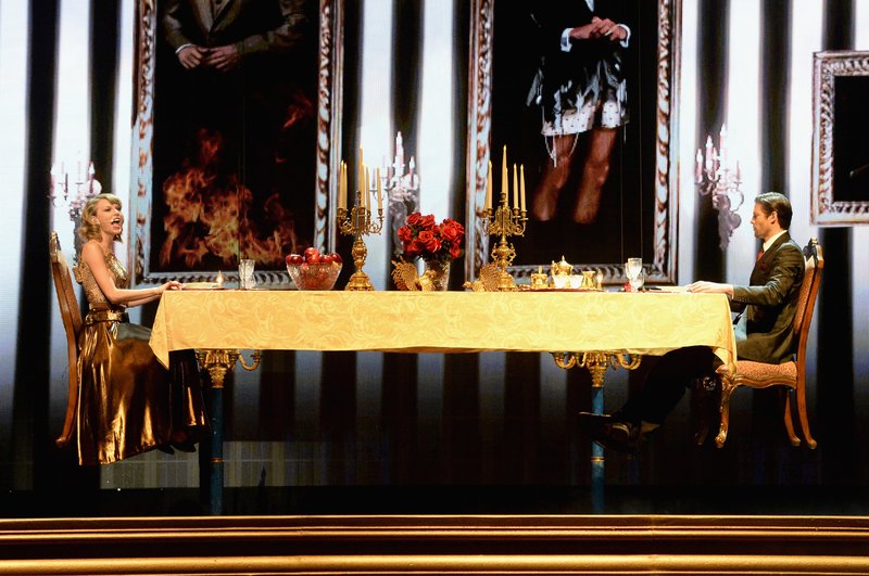 Taylor Swift at 2014 American Music Awards — photo 85