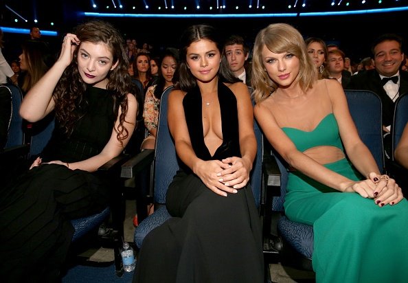 Taylor Swift at 2014 American Music Awards — photo 120