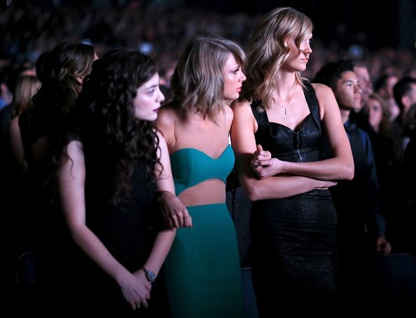Taylor Swift at 2014 American Music Awards — photo 123