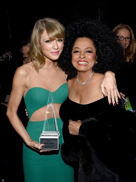 Taylor Swift at 2014 American Music Awards — photo 124