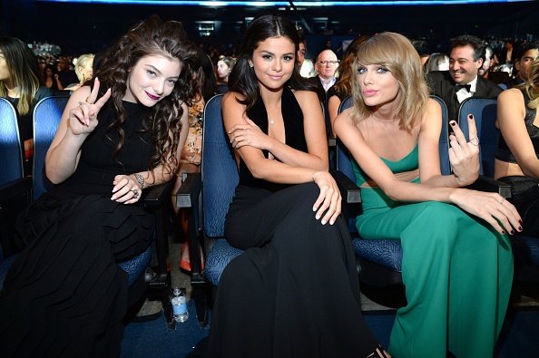 Taylor Swift at 2014 American Music Awards — photo 151