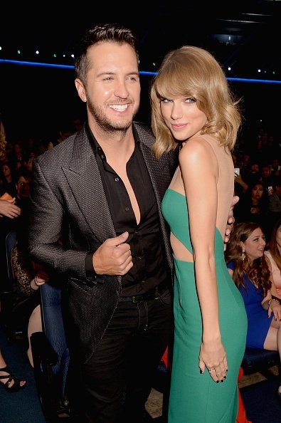Taylor Swift at 2014 American Music Awards — photo 152