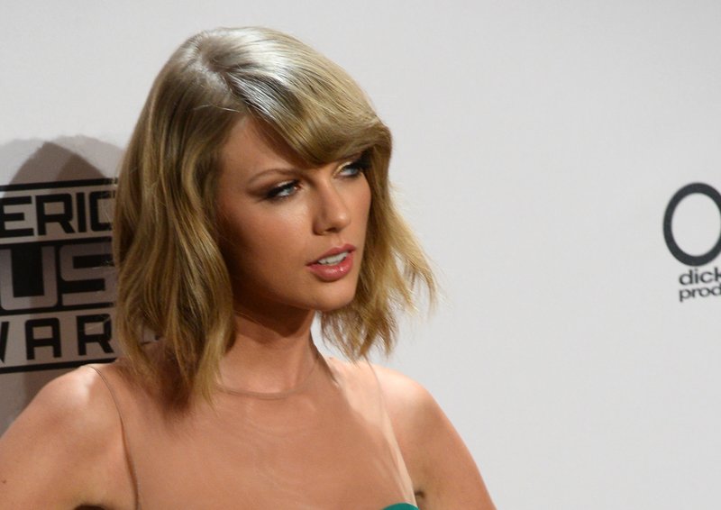 Taylor Swift at 2014 American Music Awards — photo 374