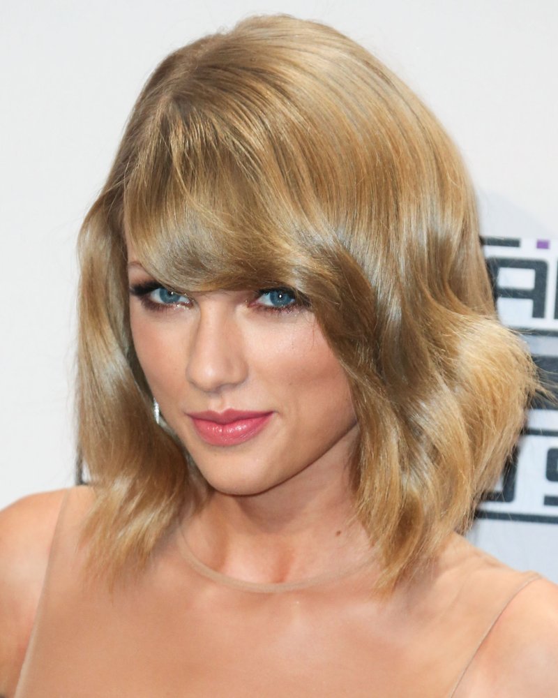 Taylor Swift at 2014 American Music Awards — photo 644