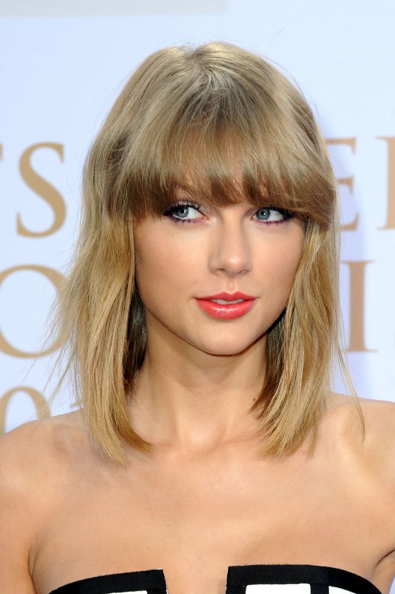Taylor Swift at 2014 German Radio Awards — photo 41