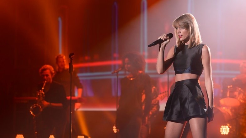 Taylor Swift at 2014 German Radio Awards — photo 77