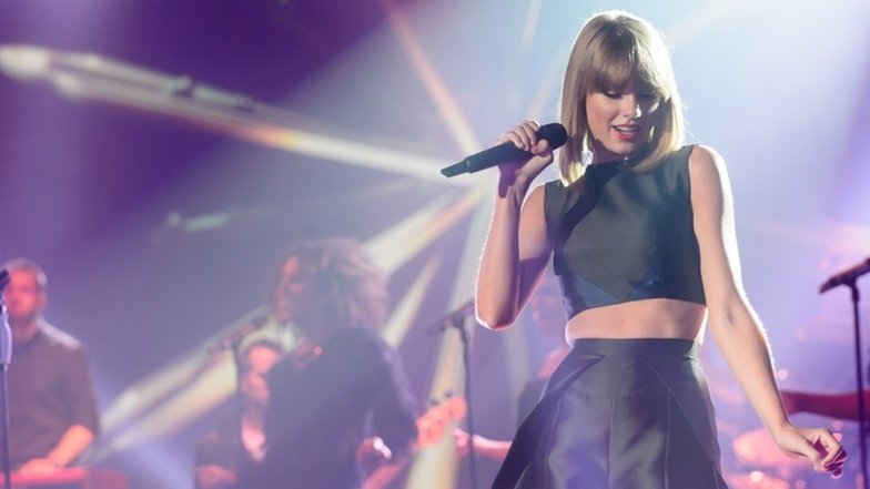 Taylor Swift at 2014 German Radio Awards — photo 78