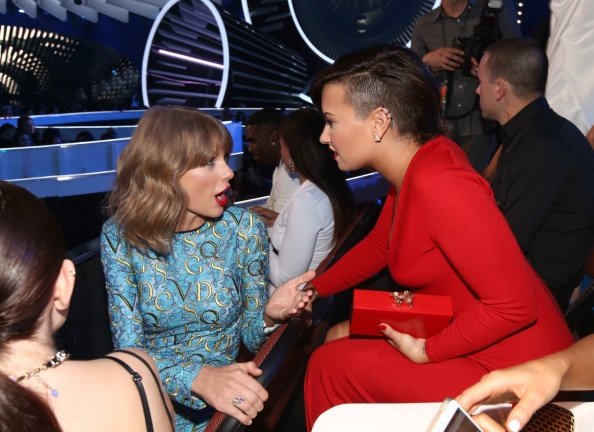 Taylor Swift at 2014 MTV Video Music Awards — photo 93