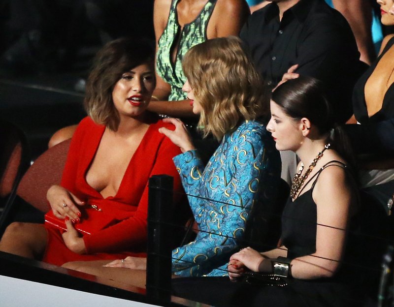 Taylor Swift at 2014 MTV Video Music Awards — photo 269