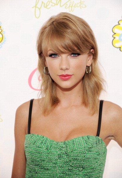 Taylor Swift at 2014 Teen Choice Awards — photo 8