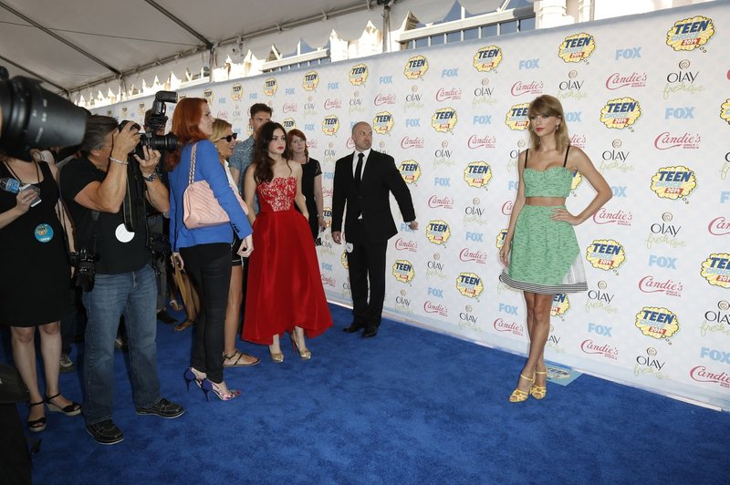 Taylor Swift at 2014 Teen Choice Awards — photo 37