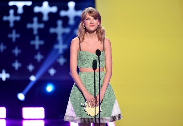 Taylor Swift at 2014 Teen Choice Awards — photo 73