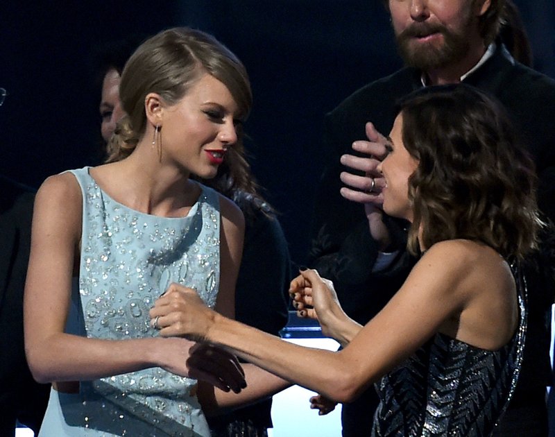 Taylor Swift at 50th Annual Academy Of Country Music Awards — photo 28