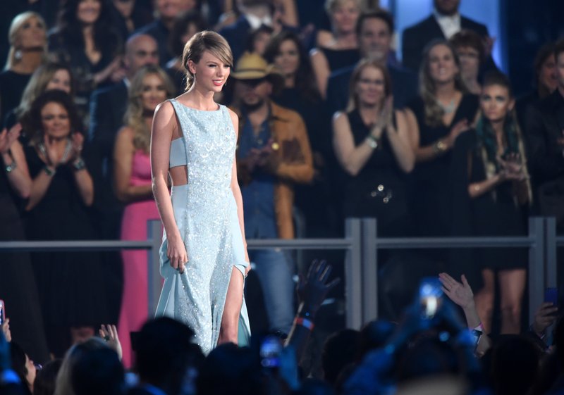 Taylor Swift at 50th Annual Academy Of Country Music Awards — photo 50