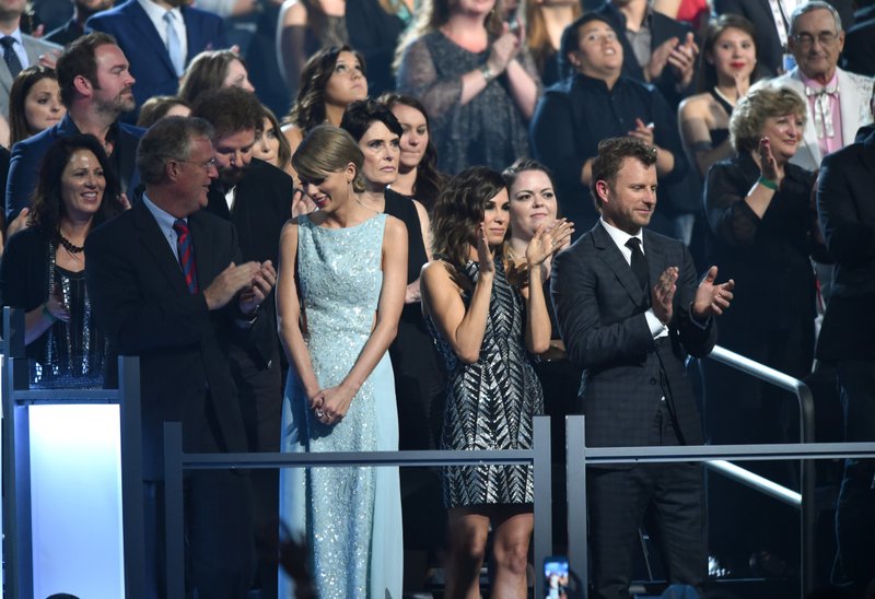 Taylor Swift at 50th Annual Academy Of Country Music Awards — photo 60