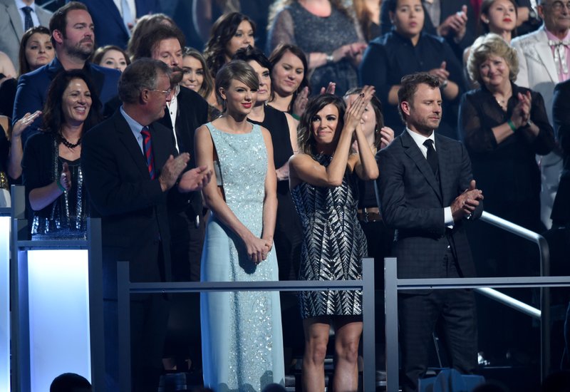 Taylor Swift at 50th Annual Academy Of Country Music Awards — photo 61