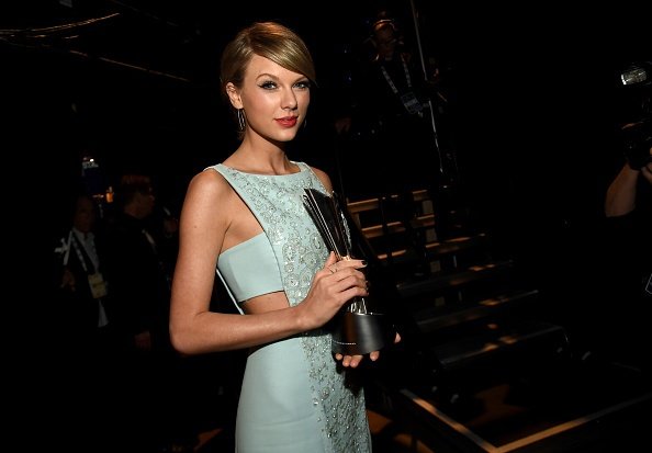 Taylor Swift at 50th Annual Academy Of Country Music Awards — photo 66