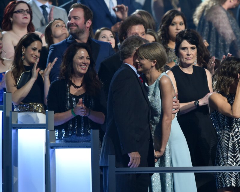 Taylor Swift at 50th Annual Academy Of Country Music Awards — photo 69