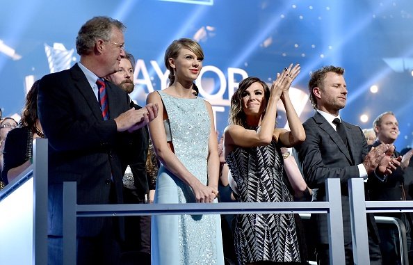 Taylor Swift at 50th Annual Academy Of Country Music Awards — photo 88