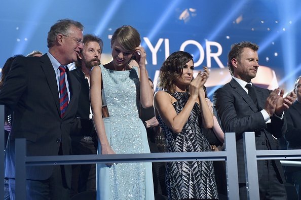 Taylor Swift at 50th Annual Academy Of Country Music Awards — photo 91