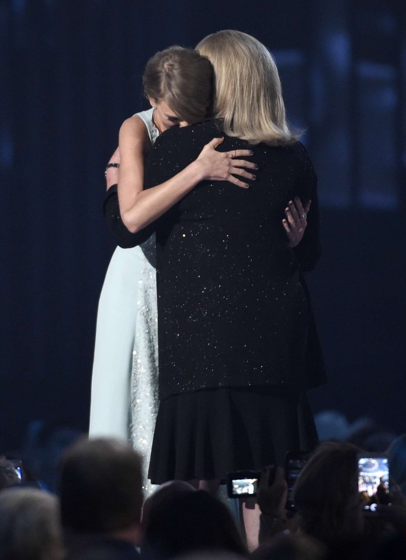 Taylor Swift at 50th Annual Academy Of Country Music Awards — photo 147