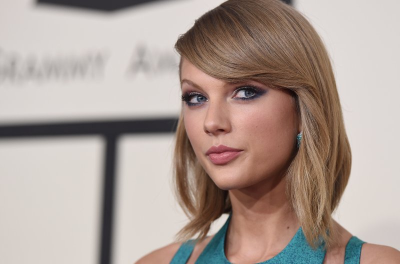 Taylor Swift at 57th Annual GRAMMY Awards — photo 280