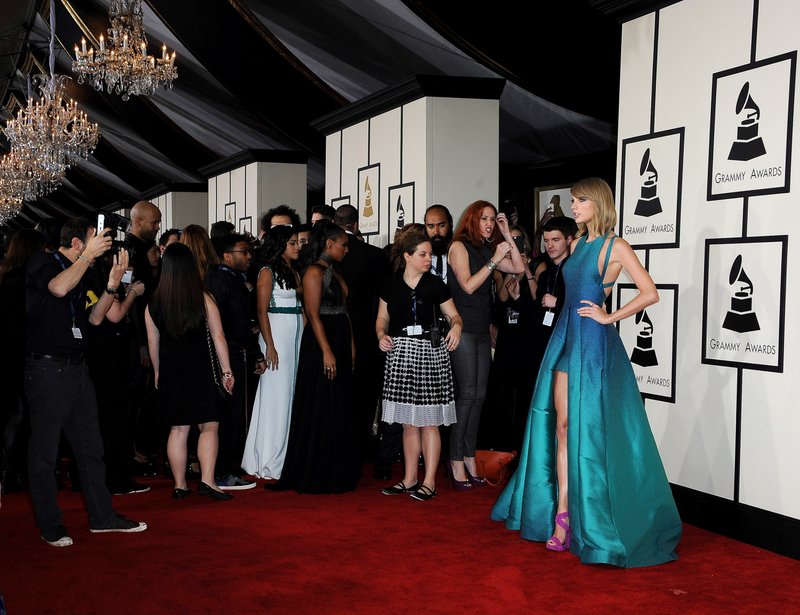 Taylor Swift at 57th Annual GRAMMY Awards — photo 384