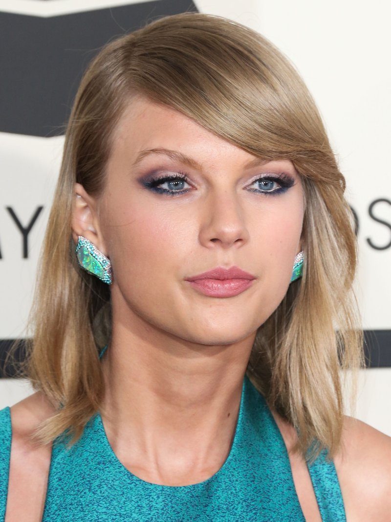 Taylor Swift at 57th Annual GRAMMY Awards — photo 690