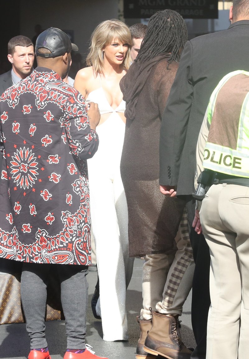 Taylor Swift at 2015 Billboard Music Awards — photo 329