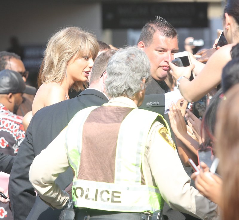 Taylor Swift at 2015 Billboard Music Awards — photo 334