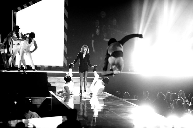 Taylor Swift at 2015 BRIT Awards — photo 326