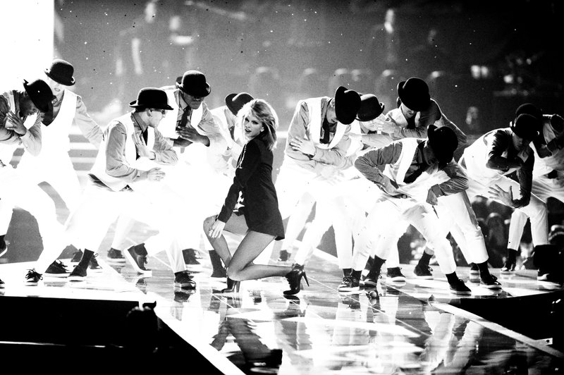 Taylor Swift at 2015 BRIT Awards — photo 341