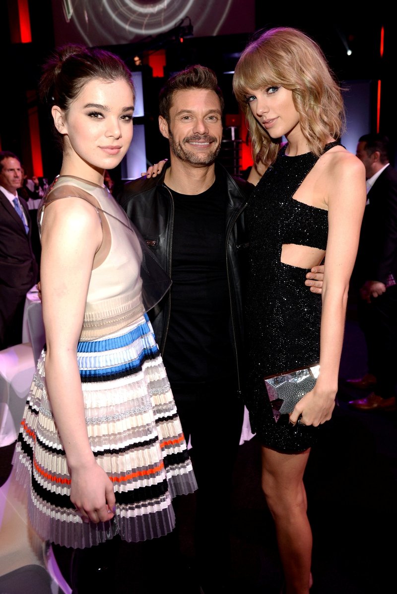 Taylor Swift at 2015 iHeartRadio Music Awards — photo 15