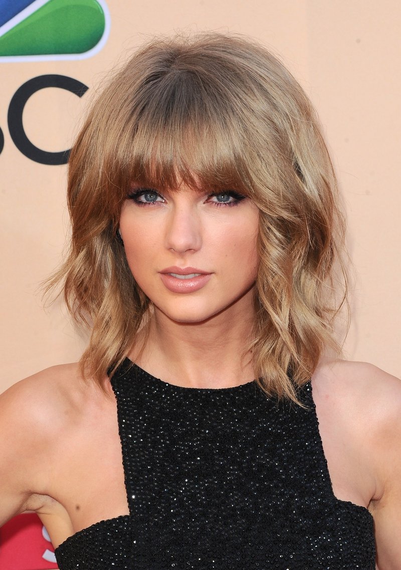 Taylor Swift at 2015 iHeartRadio Music Awards — photo 60
