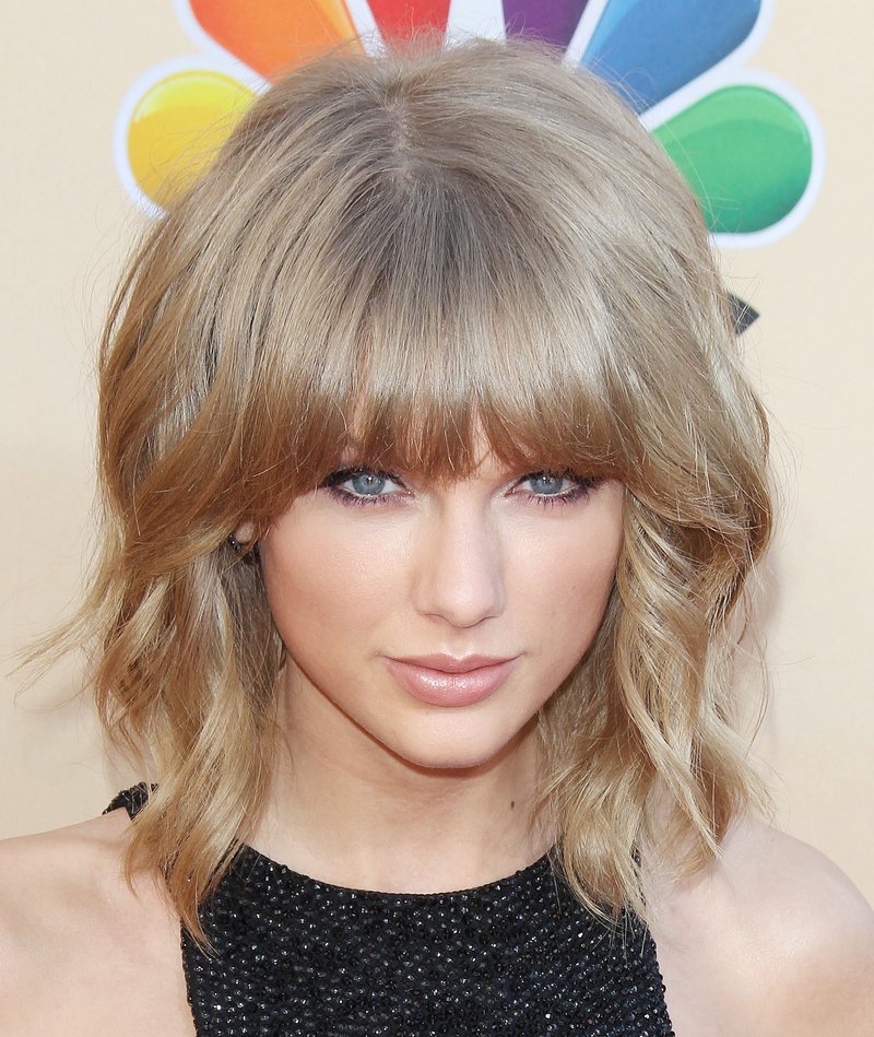 Taylor Swift at 2015 iHeartRadio Music Awards — photo 109