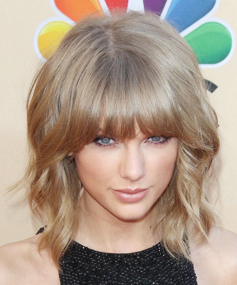 Taylor Swift at 2015 iHeartRadio Music Awards — photo 115