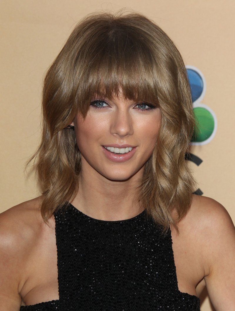 Taylor Swift at 2015 iHeartRadio Music Awards — photo 380