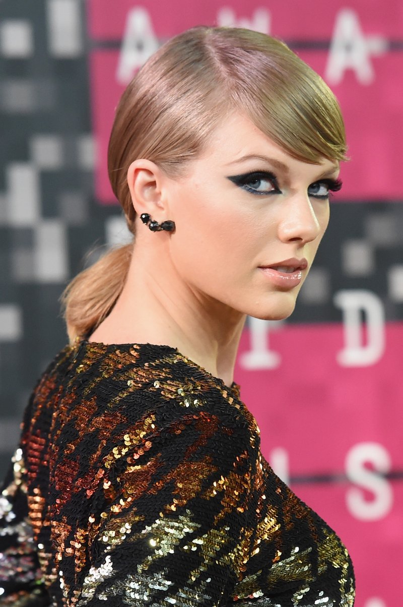 Taylor Swift at 2015 MTV Video Music Awards — photo 24