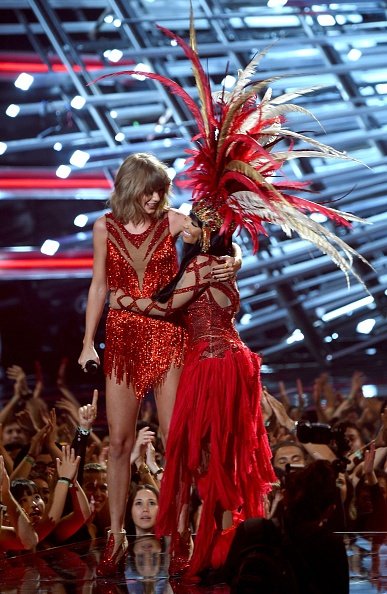 Taylor Swift at 2015 MTV Video Music Awards — photo 97