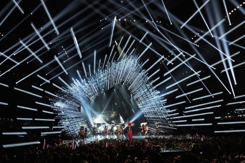 Taylor Swift at 2015 MTV Video Music Awards — photo 107