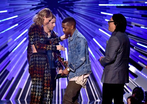 Taylor Swift at 2015 MTV Video Music Awards — photo 140