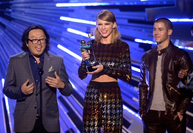 Taylor Swift at 2015 MTV Video Music Awards — photo 155