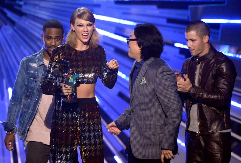 Taylor Swift at 2015 MTV Video Music Awards — photo 161