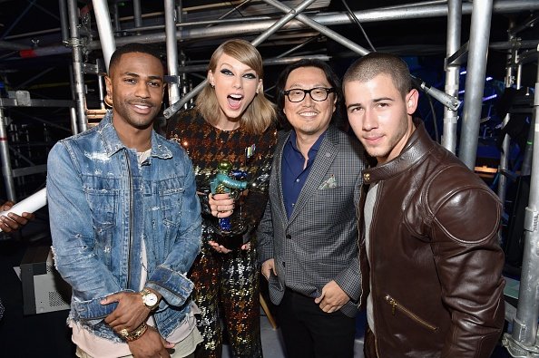 Taylor Swift at 2015 MTV Video Music Awards — photo 167
