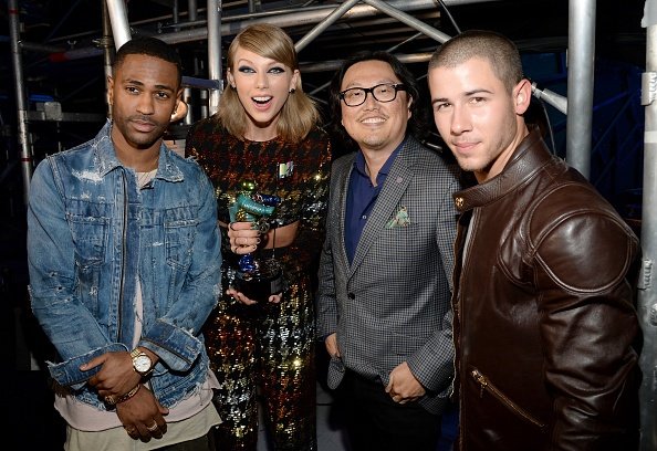 Taylor Swift at 2015 MTV Video Music Awards — photo 172